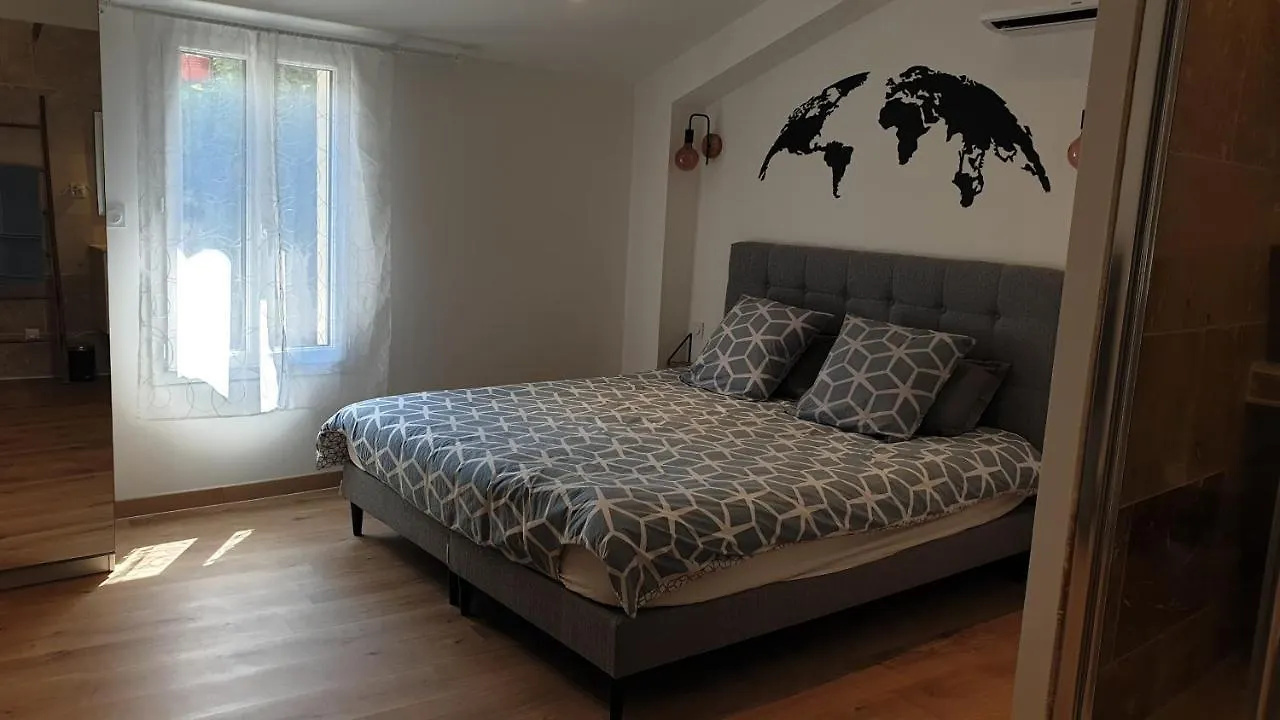 Apartment Superbe Maison 68M2 Avec Cour -Hypercentre Avignon