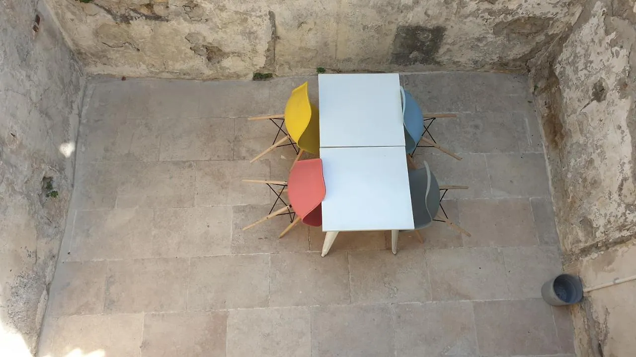 Superbe Maison 68M2 Avec Cour -Hypercentre Avignon 0*,