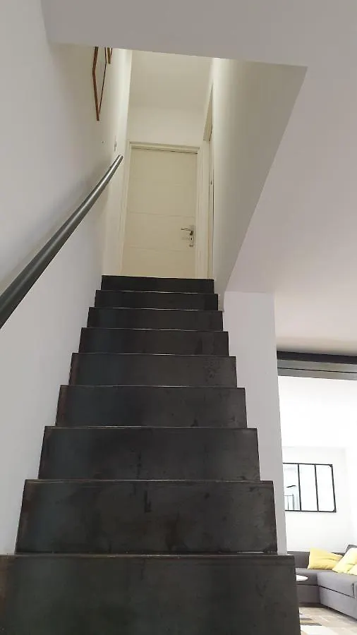 Apartment Superbe Maison 68M2 Avec Cour -Hypercentre Avignon France