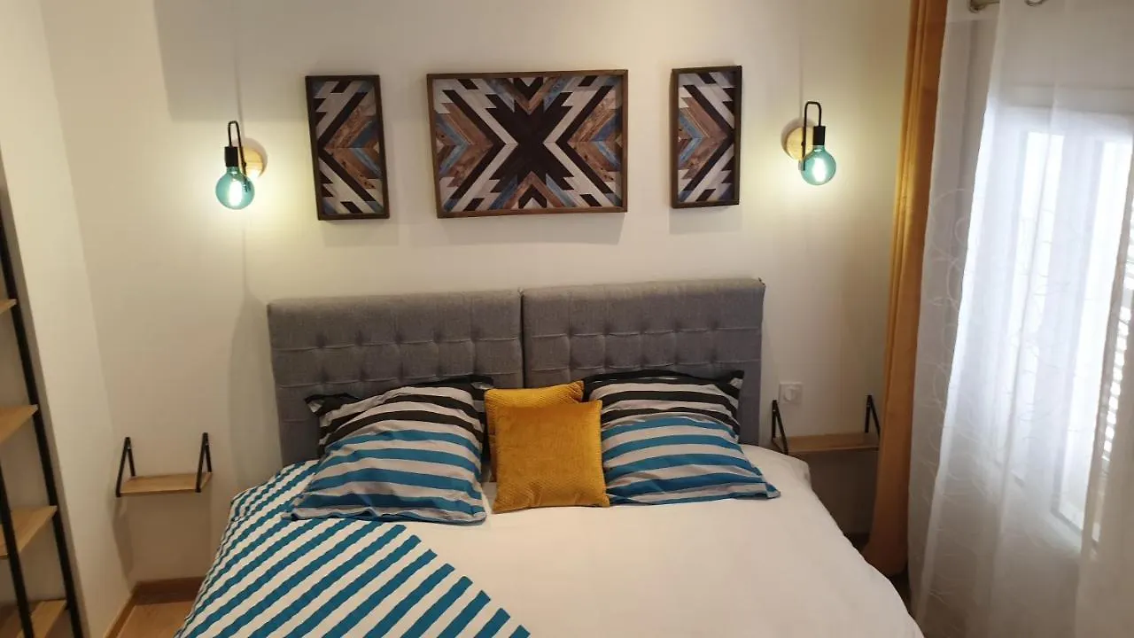 Superbe Maison 68M2 Avec Cour -Hypercentre Avignon