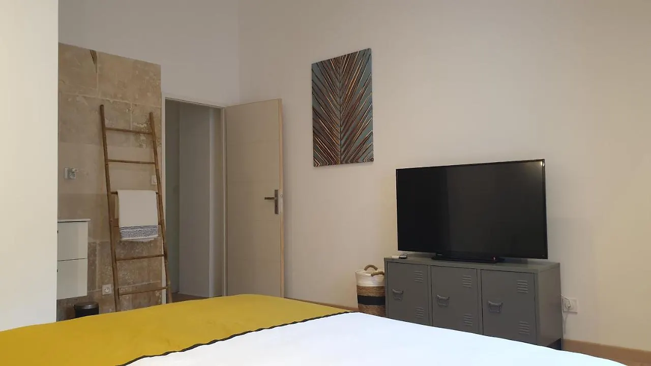 Superbe Maison 68M2 Avec Cour -Hypercentre Avignon