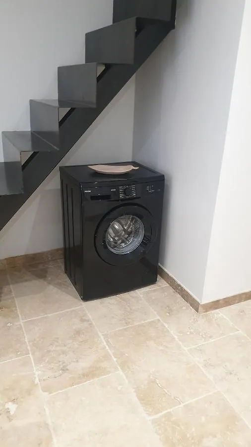 Superbe Maison 68M2 Avec Cour -Hypercentre Avignon