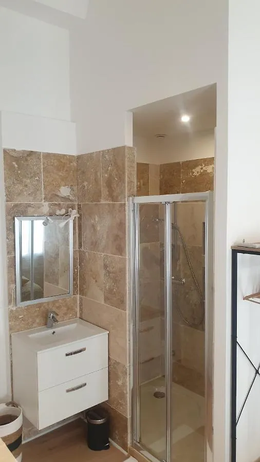 Apartment Superbe Maison 68M2 Avec Cour -Hypercentre Avignon